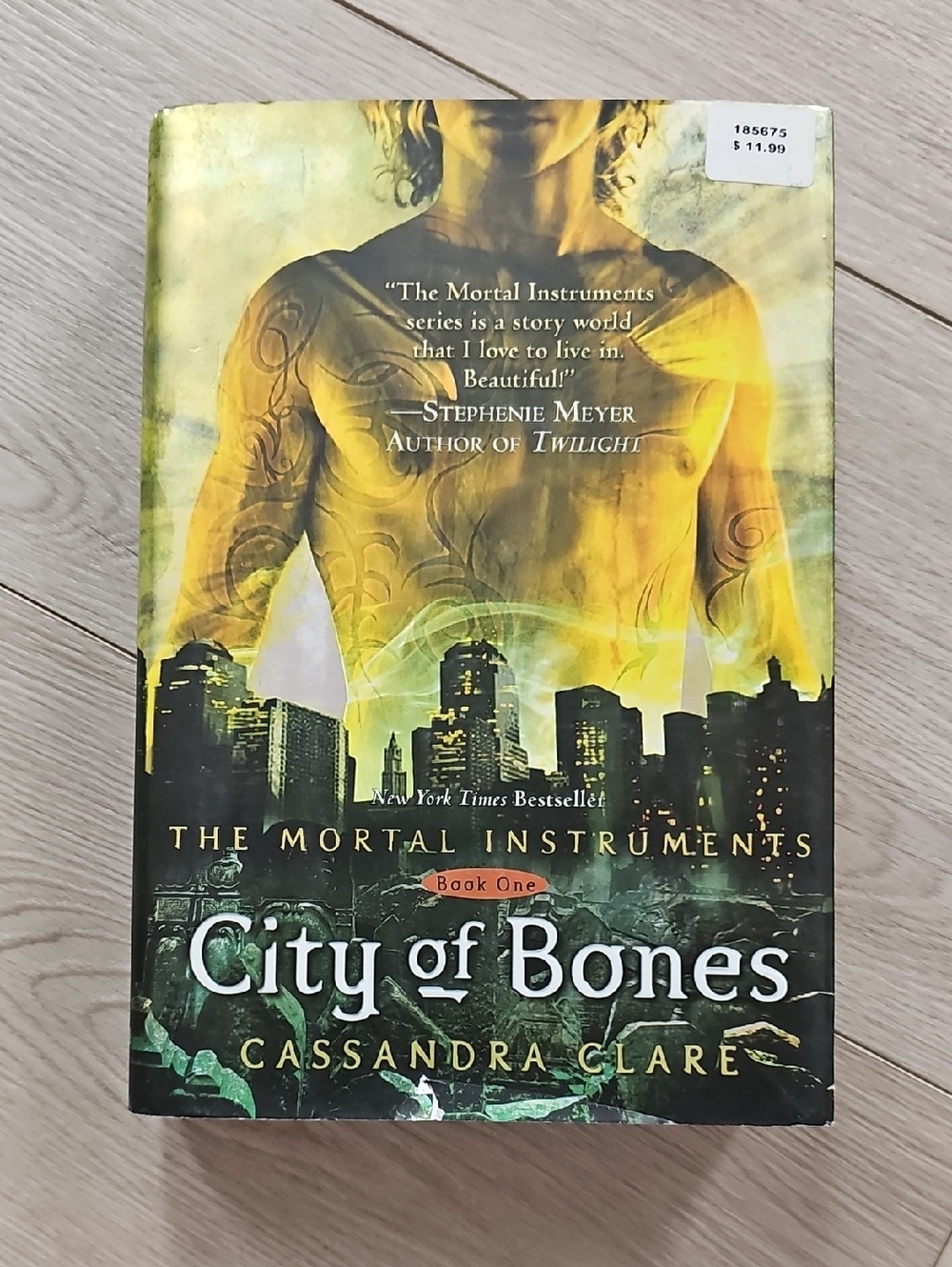 City Of Bones Hardcover‎ Novel By Cassandra Clare 10th Edition